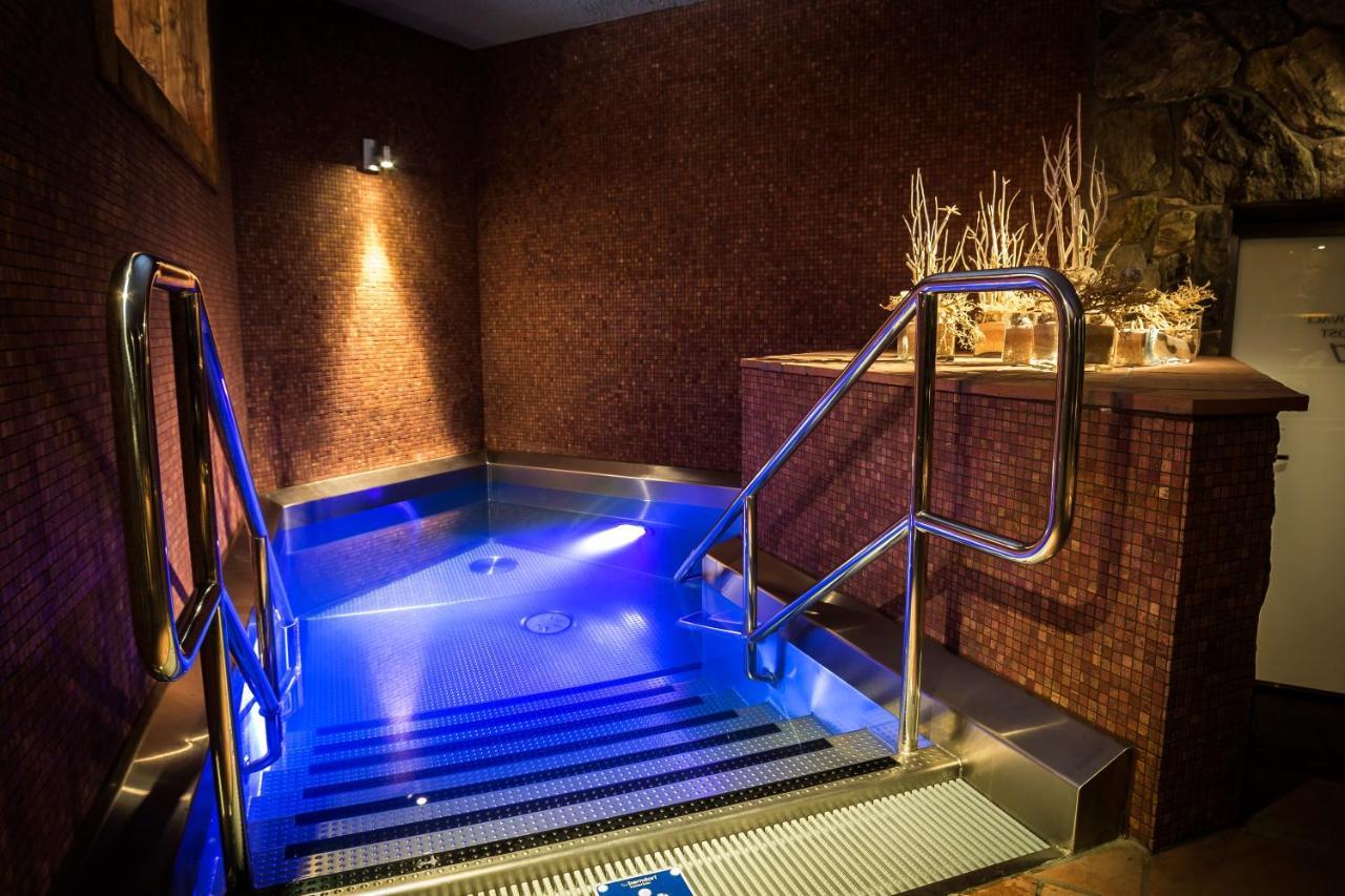 Katerain Hotel, Restaurace, Wellness Опава Экстерьер фото